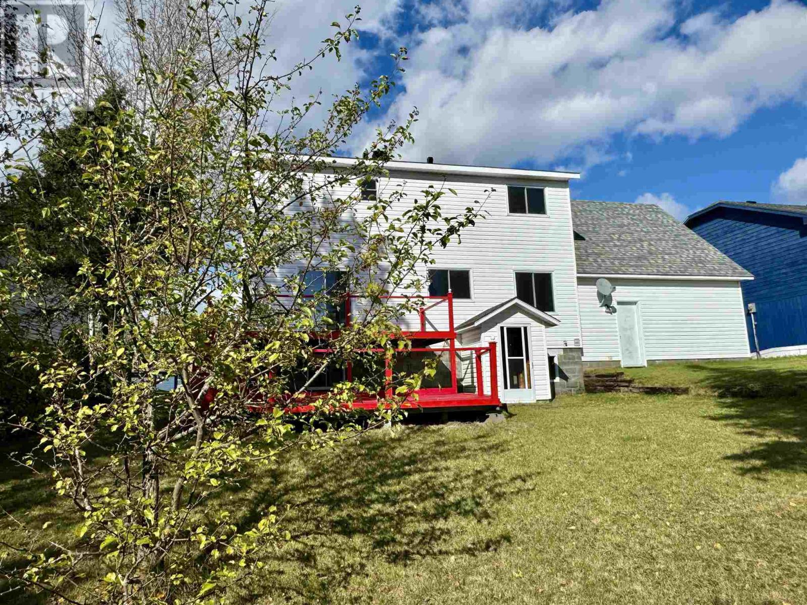 34 Laverendrye Cres, Marathon, Ontario  P0T 2E0 - Photo 47 - TB251936