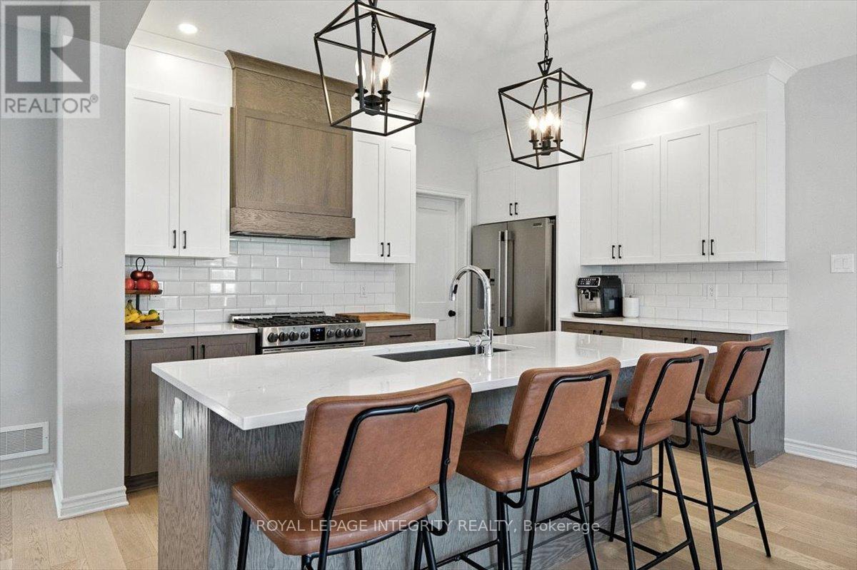 115 Bonne Renommee Avenue, Ottawa, Ontario  K4A 5J9 - Photo 12 - X12373483