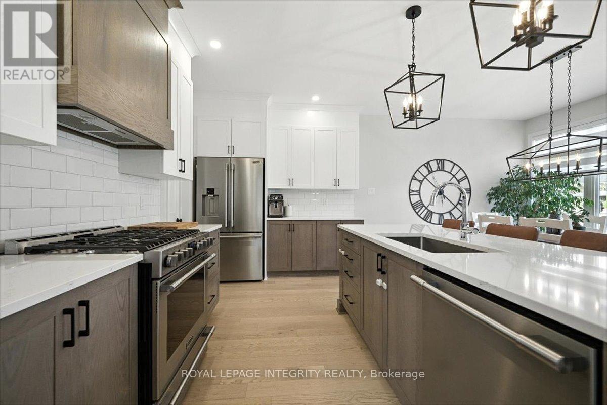 115 Bonne Renommee Avenue, Ottawa, Ontario  K4A 5J9 - Photo 13 - X12373483