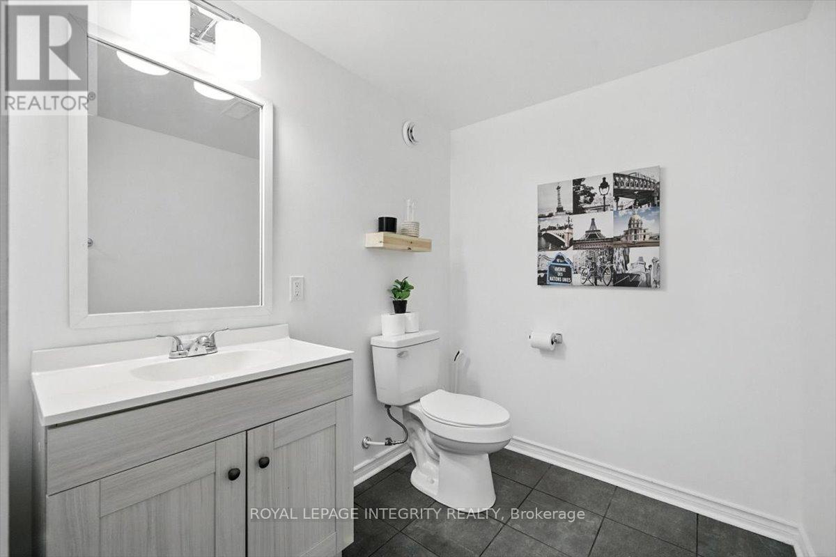 115 Bonne Renommee Avenue, Ottawa, Ontario  K4A 5J9 - Photo 37 - X12373483