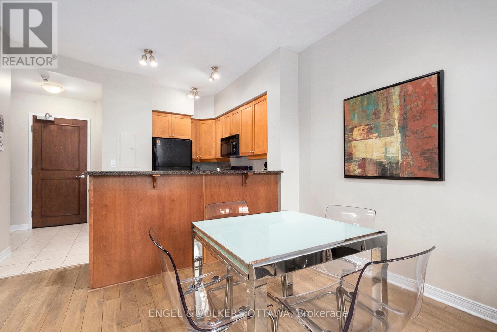 203 - 570 Laurier Avenue W, Ottawa, Ontario  K1R 1C8 - Photo 17 - X12373539