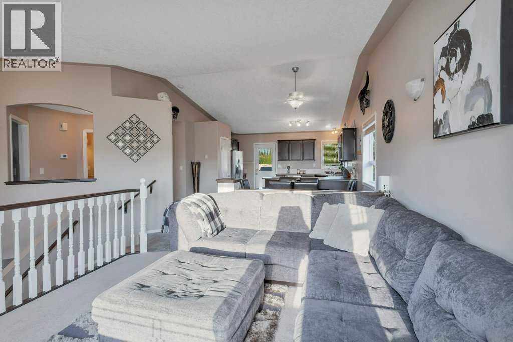 7 Reighley Close, Red Deer, Alberta  T4P 3V7 - Photo 9 - A2252817