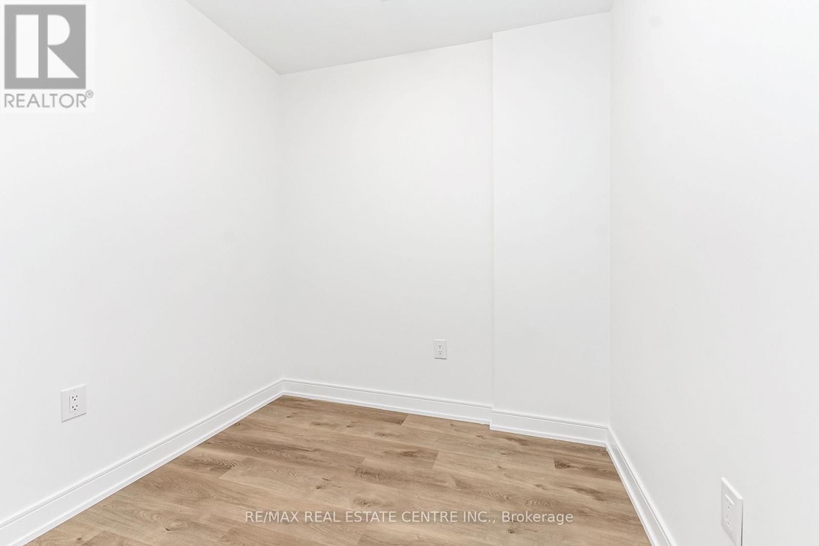 630 - 3009 Novar Road, Mississauga, Ontario  L5B 0P9 - Photo 8 - W12355676