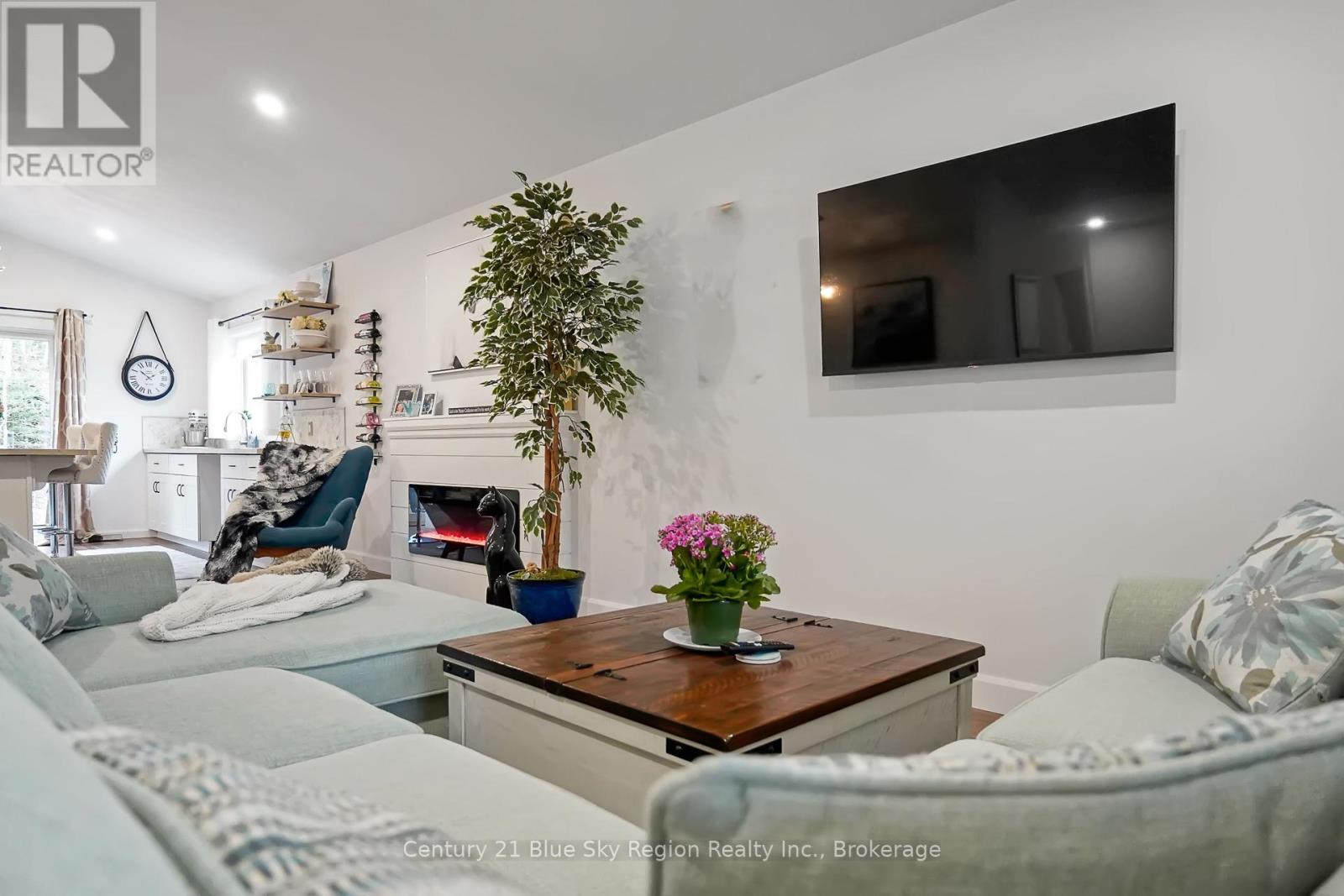 104 Greenwood Drive, Bonfield, Ontario  P0H 1E0 - Photo 17 - X12373495