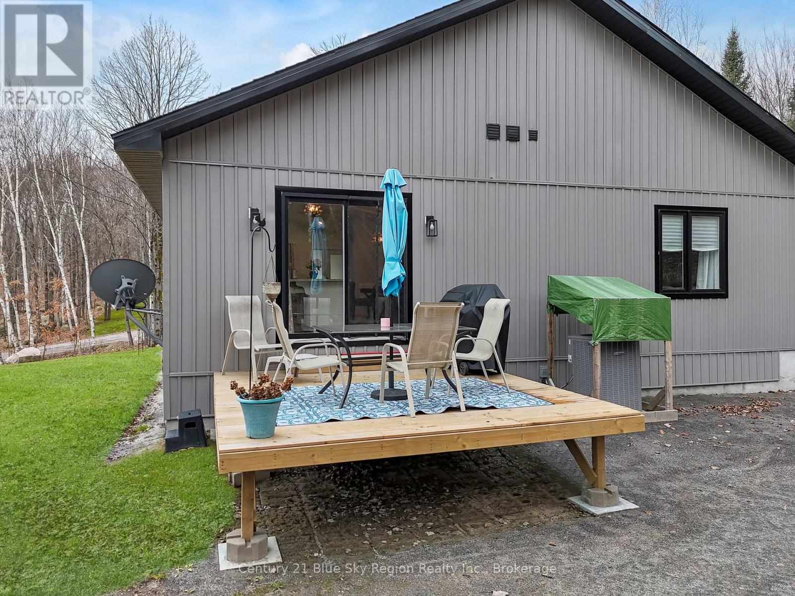 104 Greenwood Drive, Bonfield, Ontario  P0H 1E0 - Photo 48 - X12373495