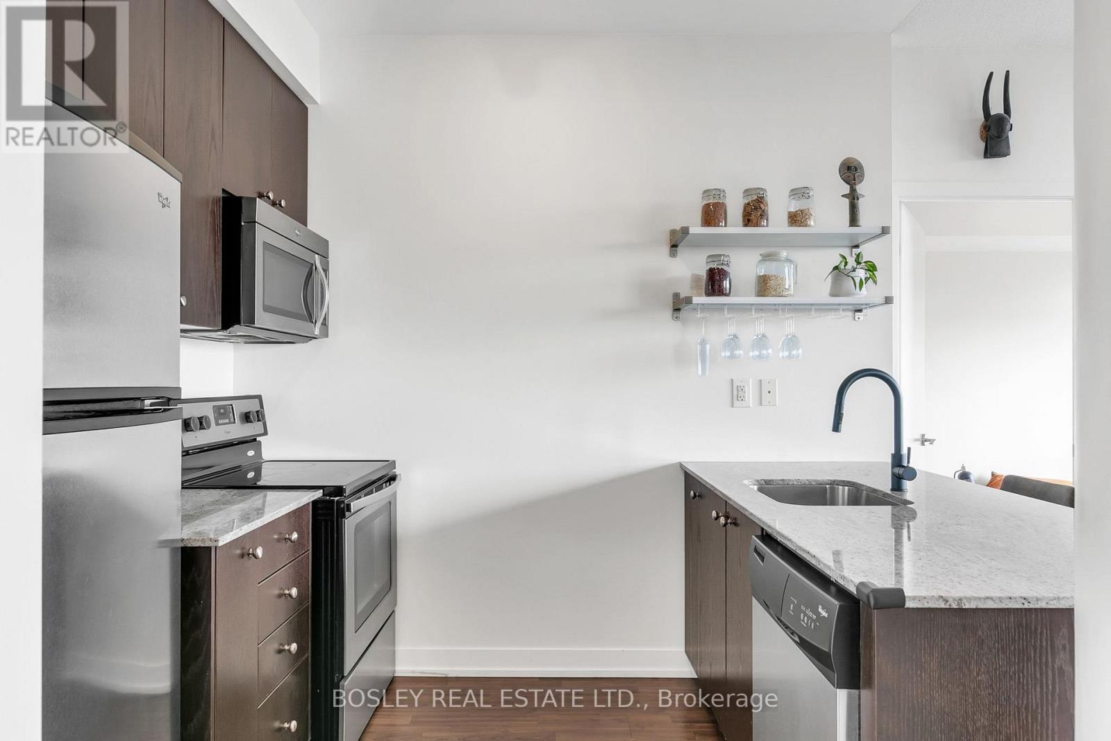 608 - 5101 Dundas Street W, Toronto, Ontario  M9A 1C1 - Photo 12 - W12373330