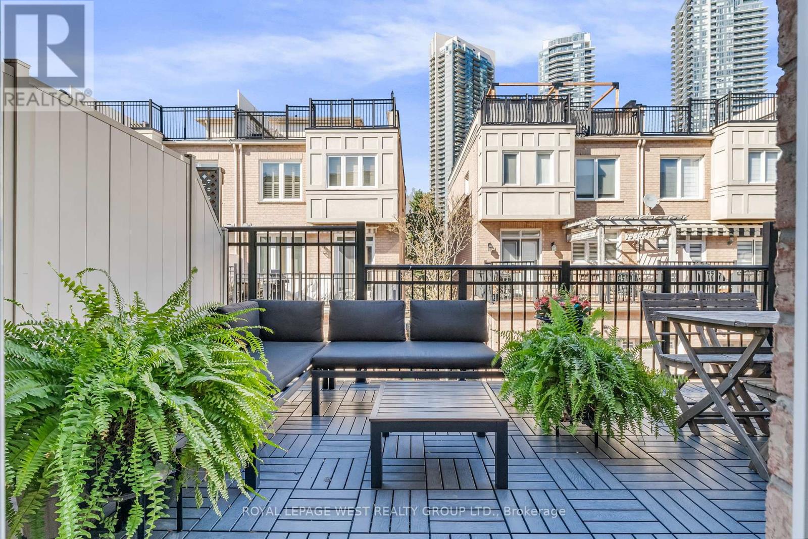 16 Yachters Lane, Toronto, Ontario  M8V 4C5 - Photo 17 - W12373340