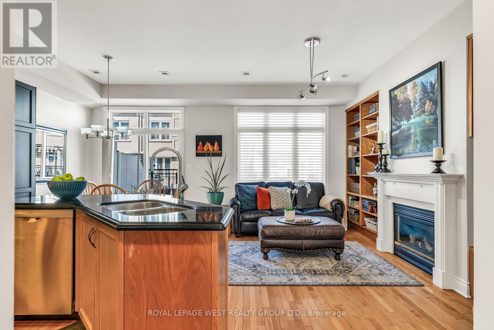 16 Yachters Lane, Toronto, Ontario  M8V 4C5 - Photo 9 - W12373340