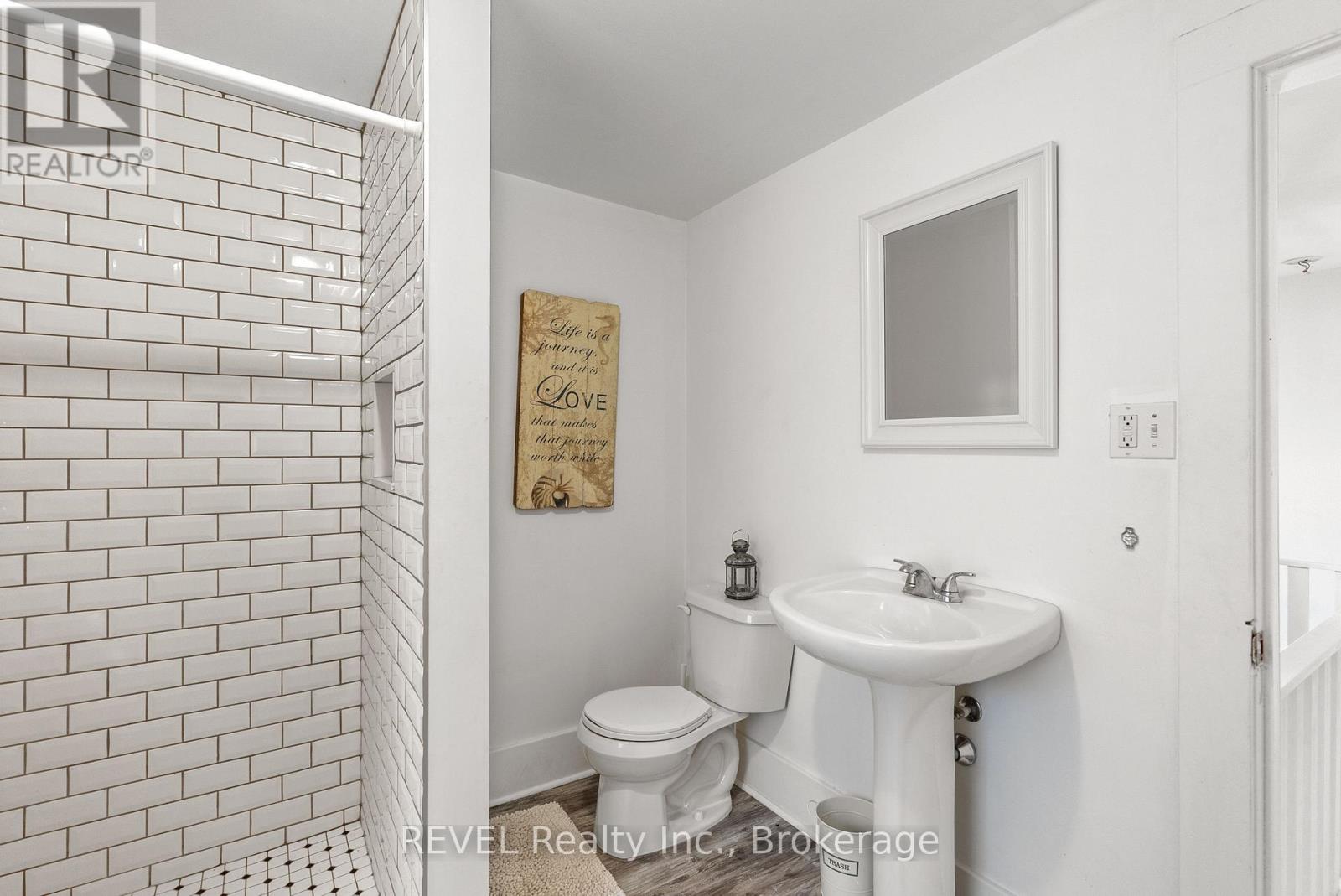 3819 Terrace Lane, Fort Erie, Ontario  L0S 1B0 - Photo 33 - X12373435