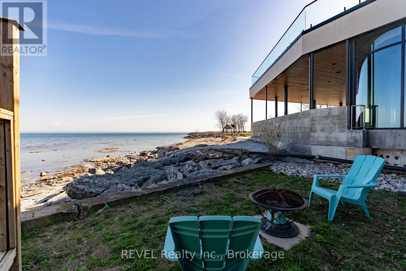 3819 Terrace Lane, Fort Erie, Ontario  L0S 1B0 - Photo 49 - X12373435