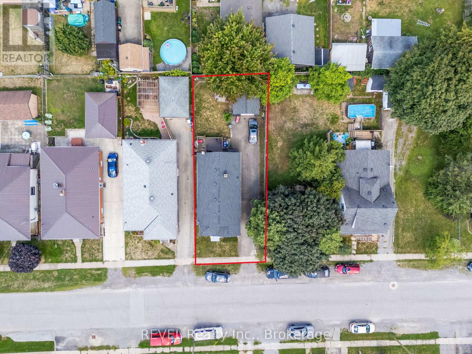 70 Cross Street, Port Colborne, Ontario  L3K 1L2 - Photo 31 - X12373568