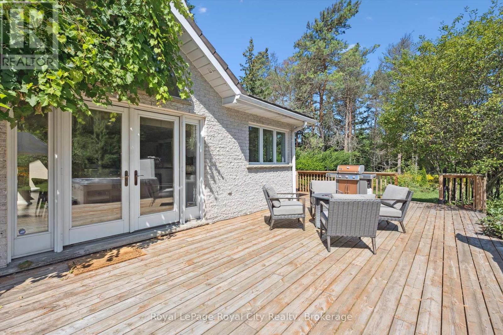 159 Carter Road, Puslinch, Ontario  N0B 2J0 - Photo 45 - X12373551