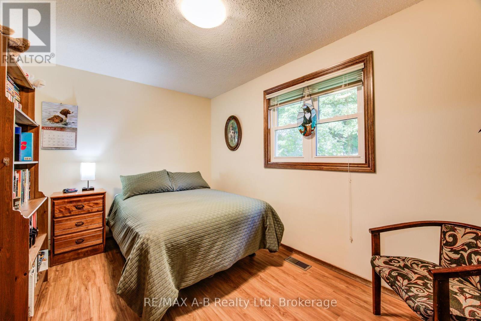 80 Queen Street, East Zorra-Tavistock, Ontario  N0B 2R0 - Photo 22 - X12373567