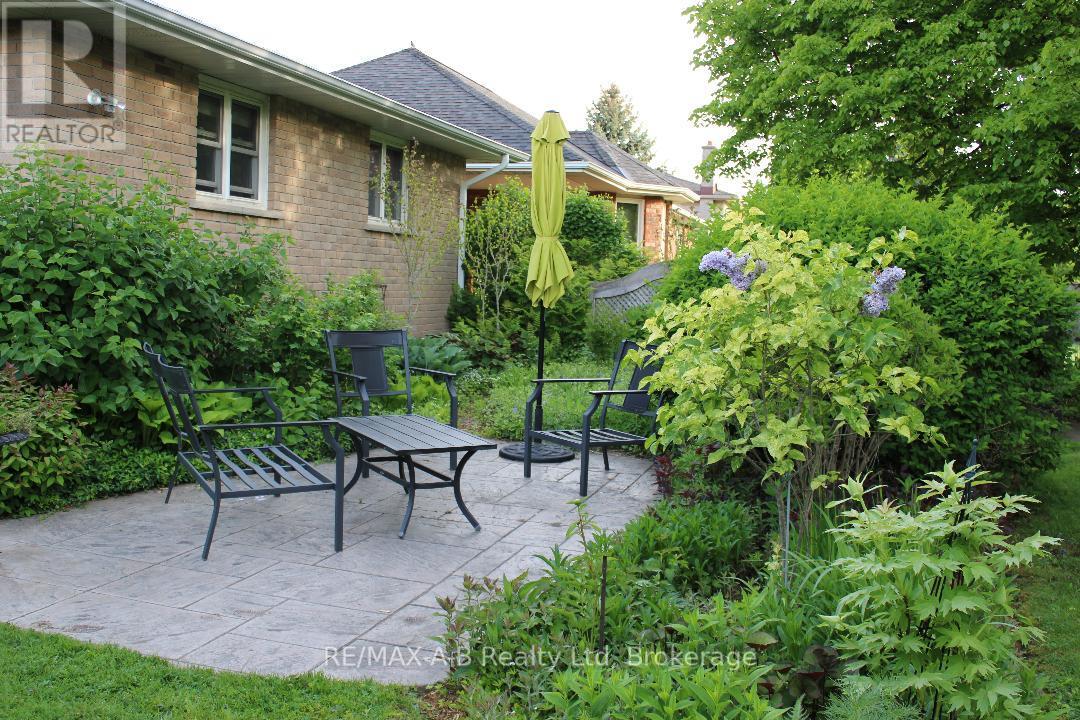 80 Queen Street, East Zorra-Tavistock, Ontario  N0B 2R0 - Photo 36 - X12373567