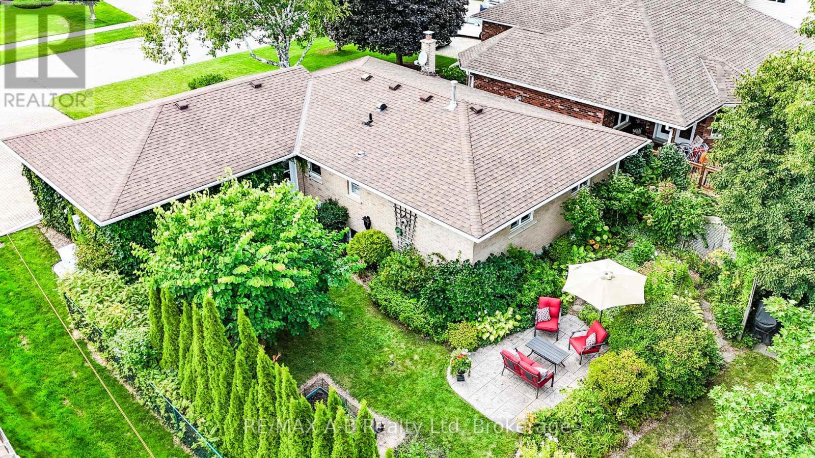 80 Queen Street, East Zorra-Tavistock, Ontario  N0B 2R0 - Photo 46 - X12373567