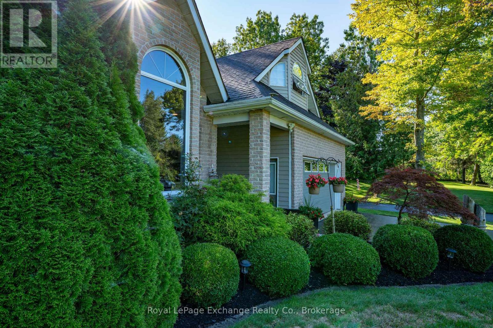 210 Miramichi Bay Road S, Saugeen Shores, Ontario  N0H 2C6 - Photo 3 - X12373592