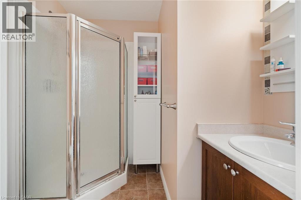555 Chablis Drive Unit# 11, Waterloo, Ontario  N2T 0A5 - Photo 16 - 40765073