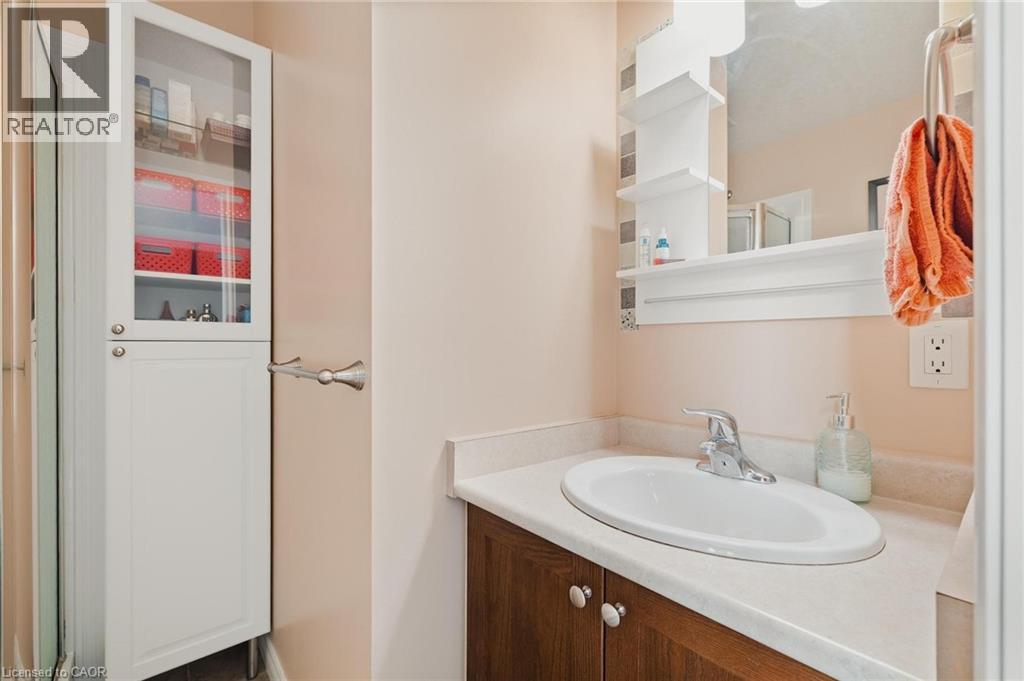 555 Chablis Drive Unit# 11, Waterloo, Ontario  N2T 0A5 - Photo 17 - 40765073
