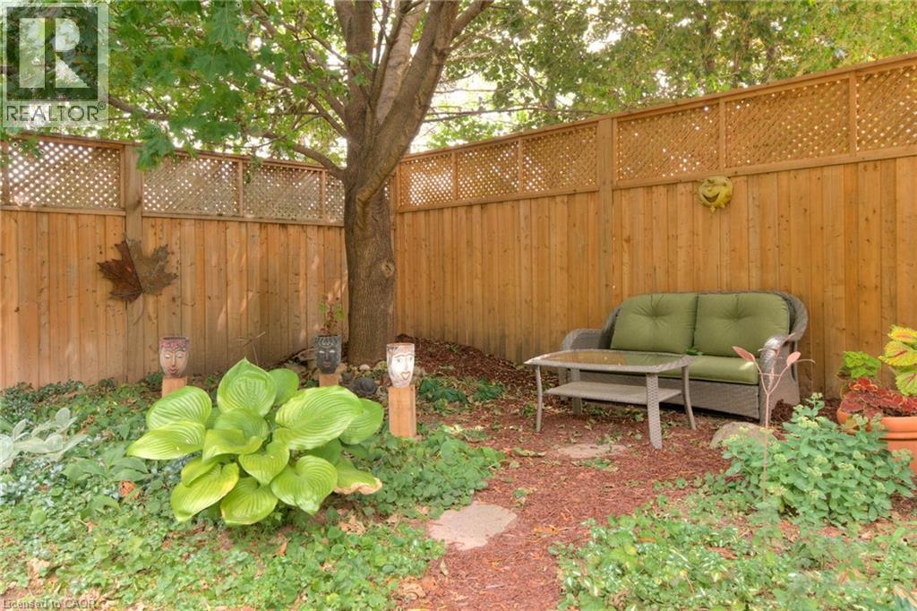182 Auburn Drive, Waterloo, Ontario  N2K 3T1 - Photo 38 - 40753996