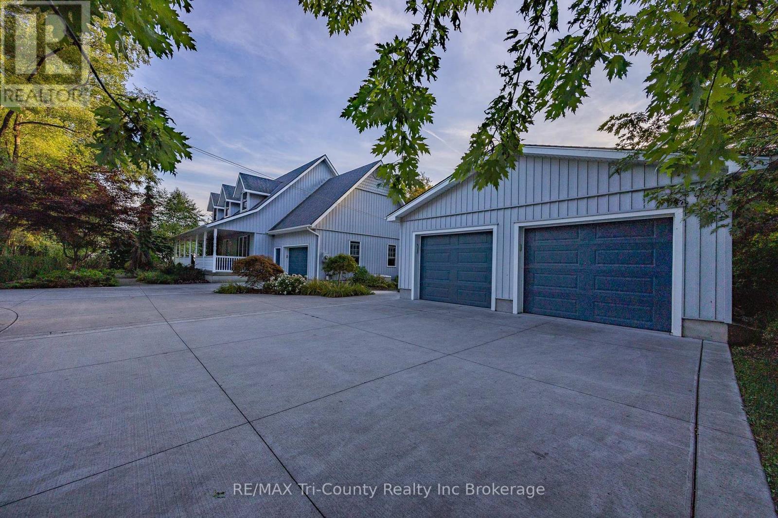 5 Elizabeth Street, Bayham, Ontario  N0J 1T0 - Photo 3 - X12373434