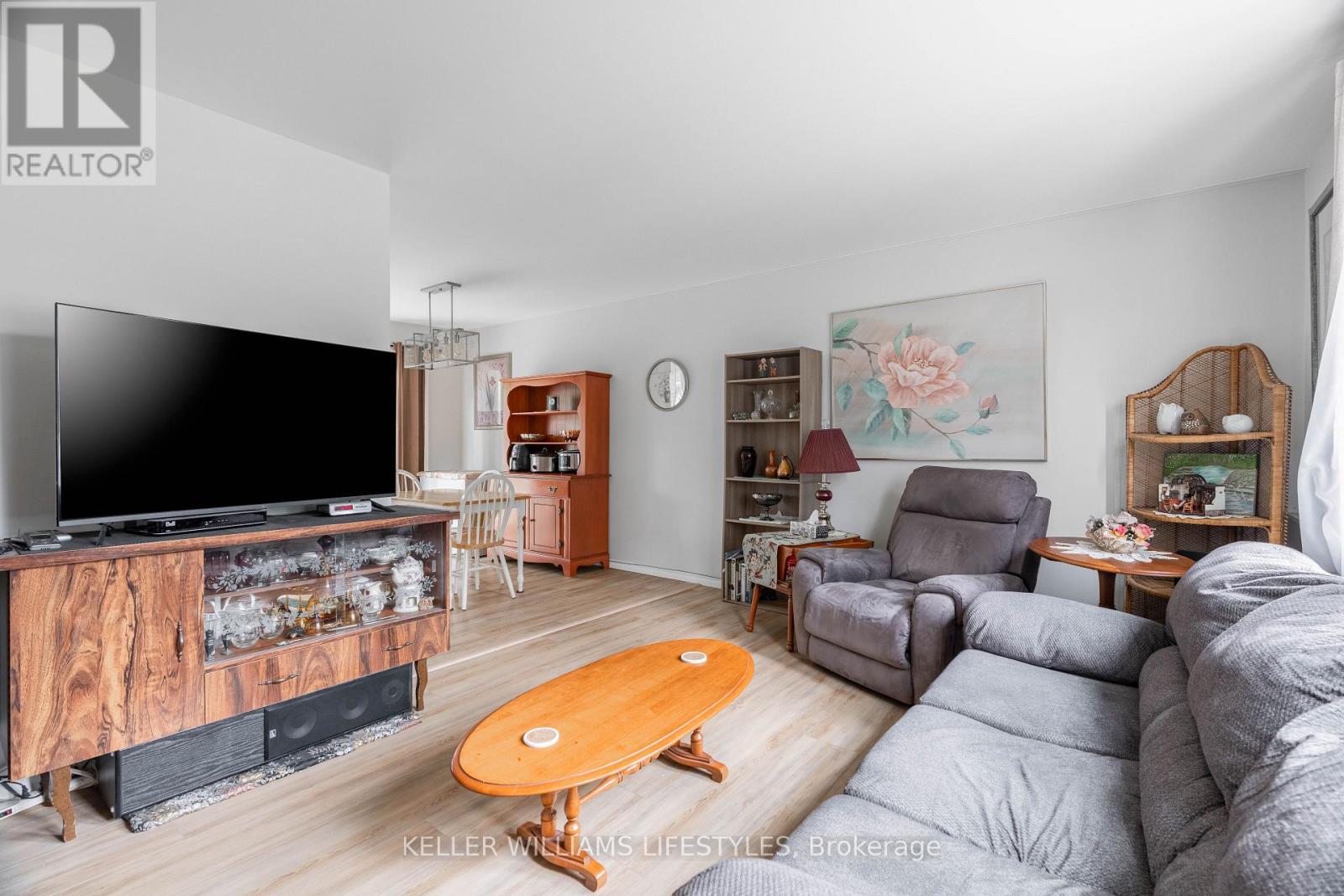 2 - 155 Water Street, Southwest Middlesex, Ontario  N0L 1M0 - Photo 4 - X12372703