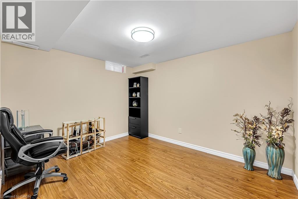35 Pantano Drive, Hamilton, Ontario  L9B 2Y4 - Photo 36 - 40764904