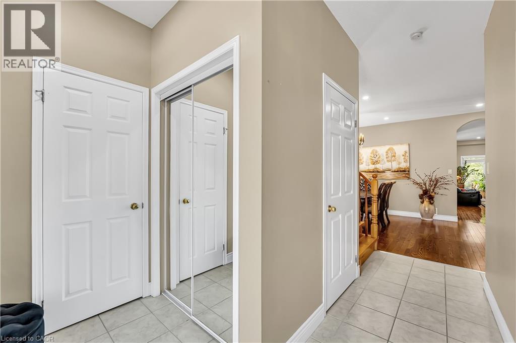 35 Pantano Drive, Hamilton, Ontario  L9B 2Y4 - Photo 8 - 40764904