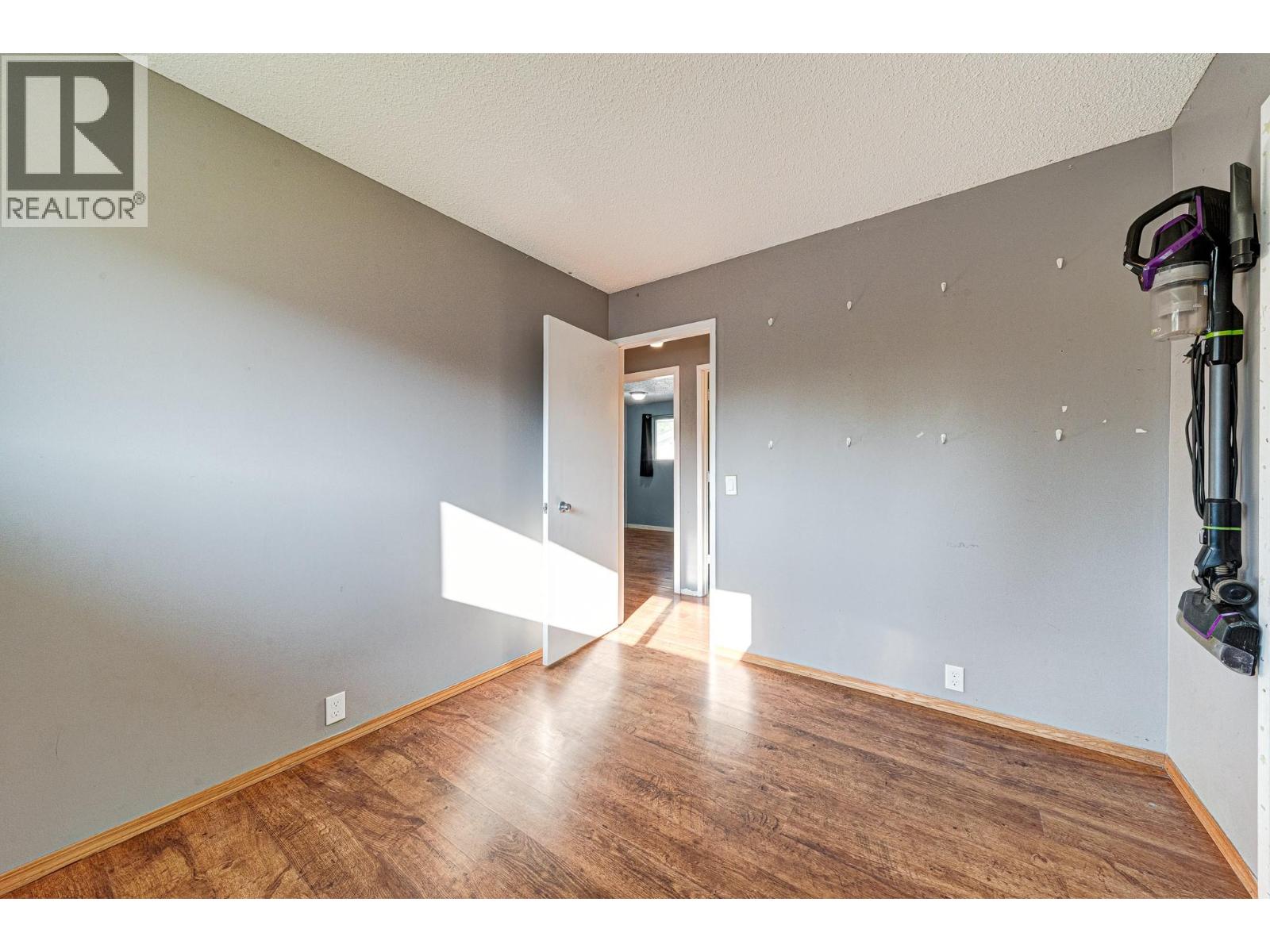 850 Minto Crescent, Elkford, British Columbia  V0B 1H0 - Photo 23 - 10360664