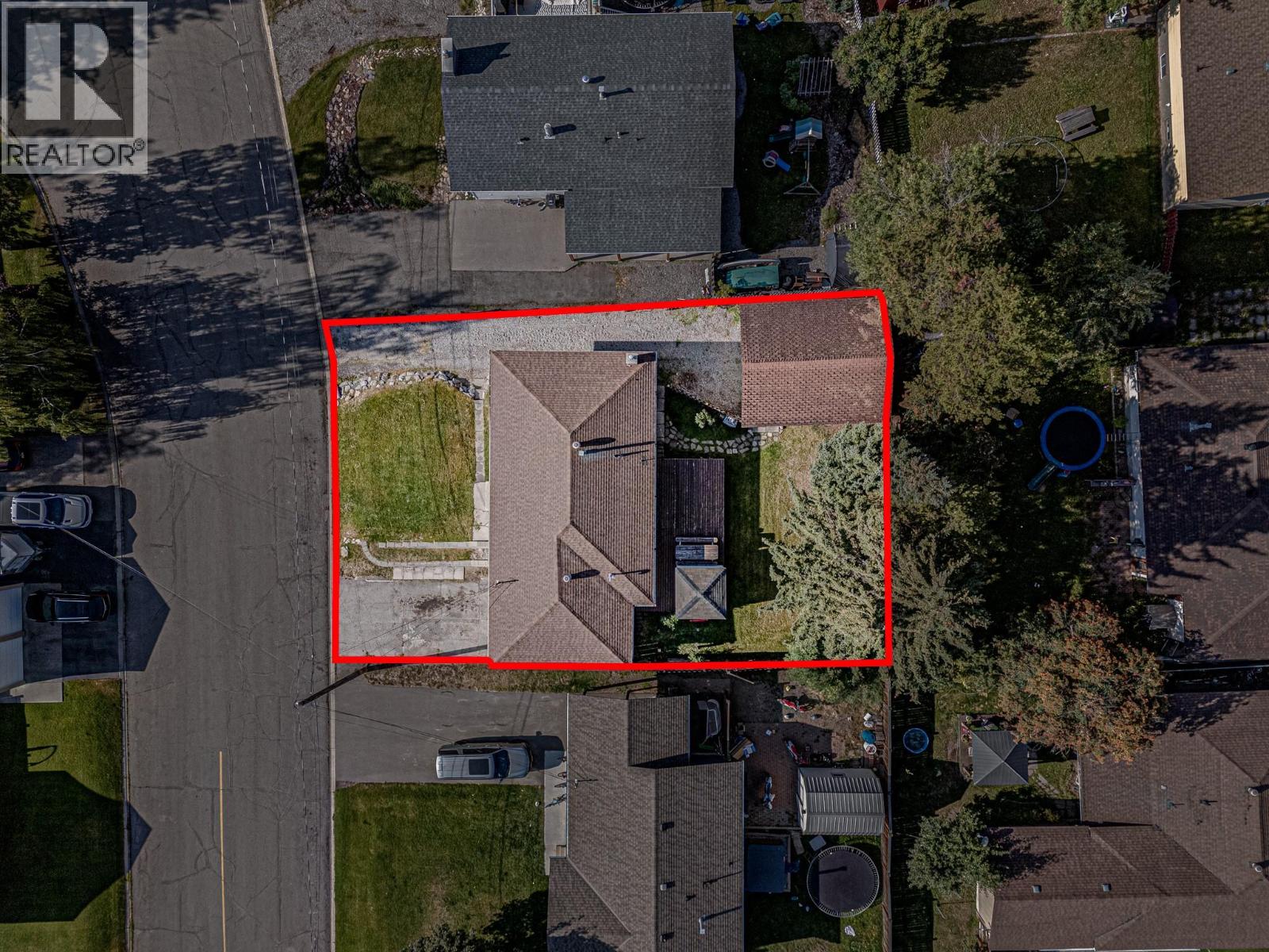 850 Minto Crescent, Elkford, British Columbia  V0B 1H0 - Photo 66 - 10360664