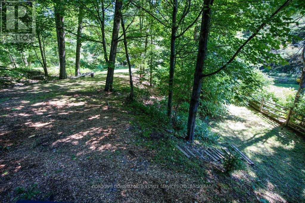 32 Village Estates Road, Leeds And The Thousand Islands, Ontario  K0E 1L0 - Photo 45 - X12373598