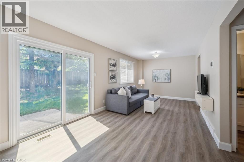 476 Kingscourt Drive Unit# 22, Waterloo, Ontario  N2K 3R3 - Photo 14 - 40743048