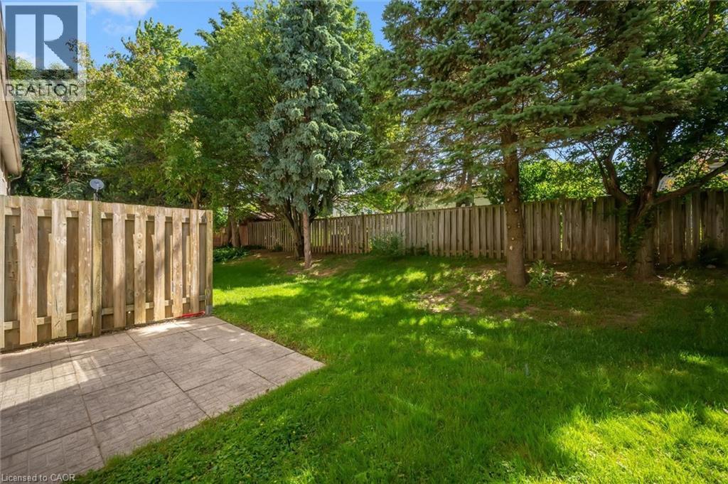 476 Kingscourt Drive Unit# 22, Waterloo, Ontario  N2K 3R3 - Photo 28 - 40743048