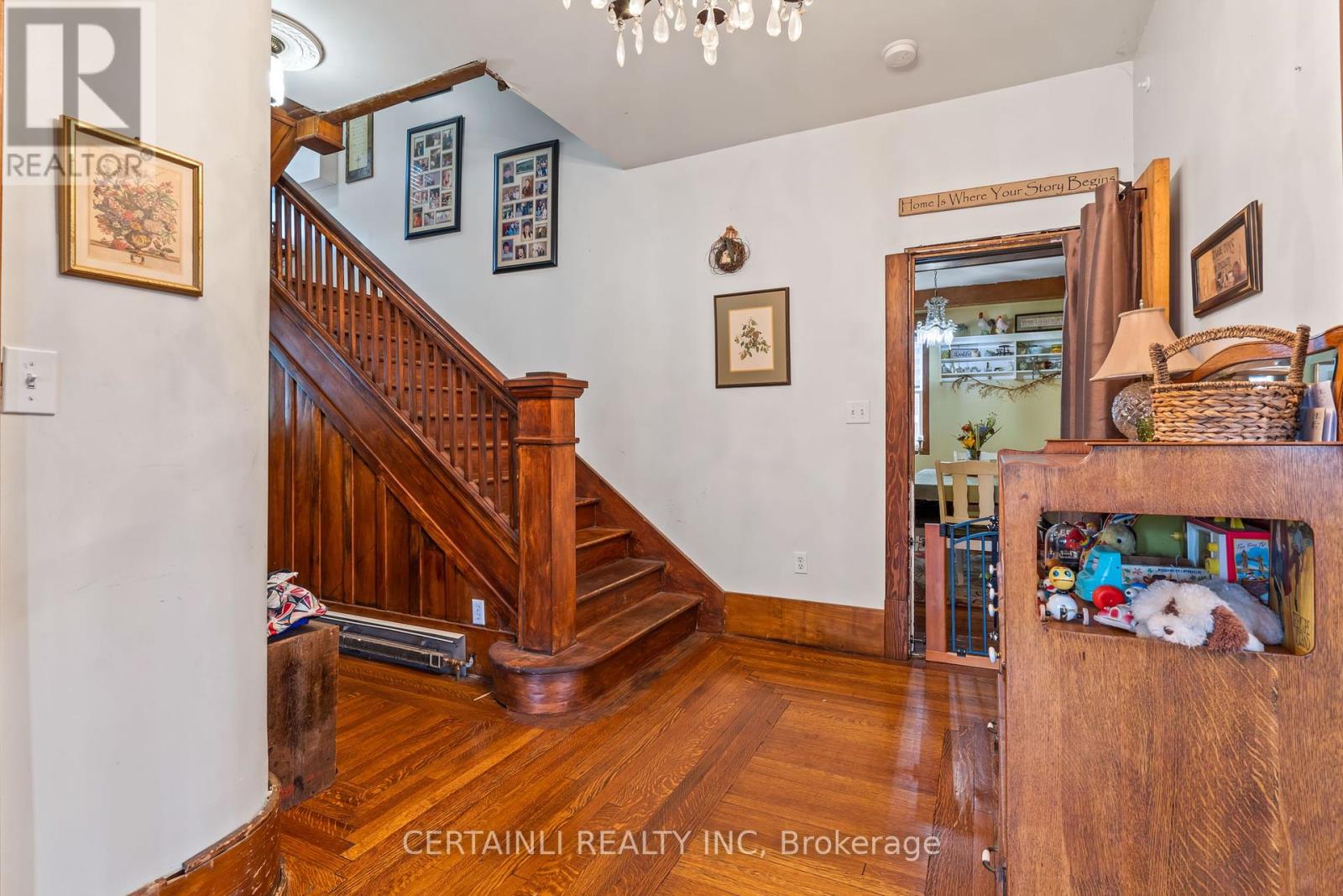 218 London Road, Sarnia, Ontario  N7T 4V5 - Photo 8 - X12373602