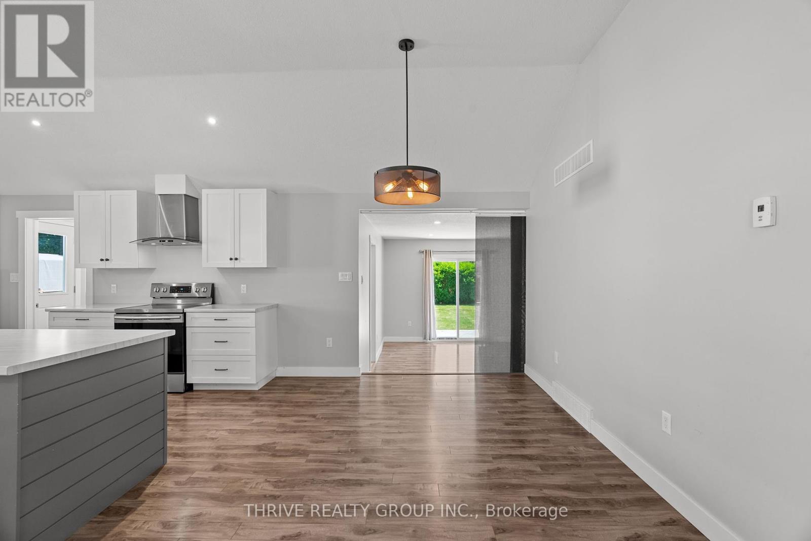 175 Warren Street, Goderich, Ontario  N7A 3W7 - Photo 15 - X12373605