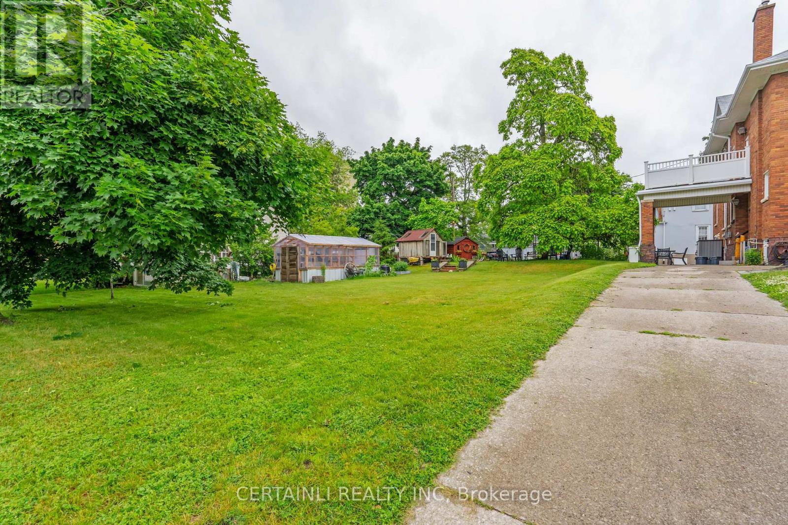 218 LONDON ROAD, Sarnia, Ontario