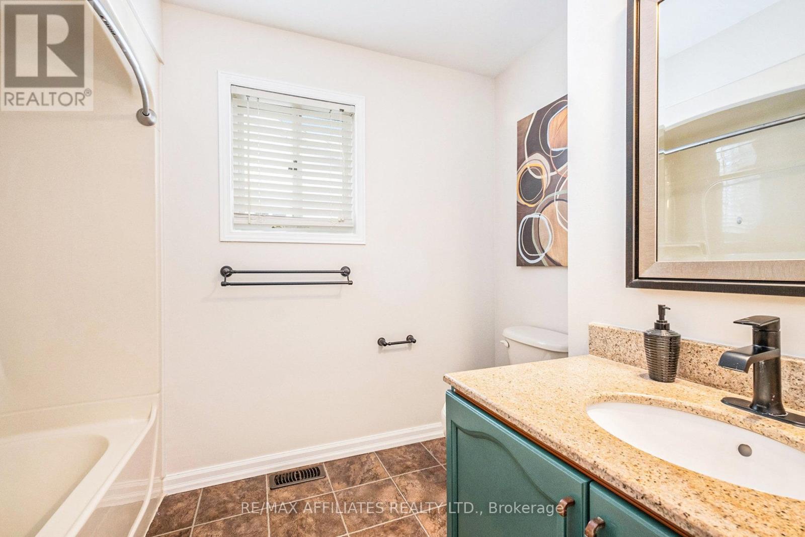 162 Morris Street, Carleton Place, Ontario  K7C 4N2 - Photo 18 - X12373654