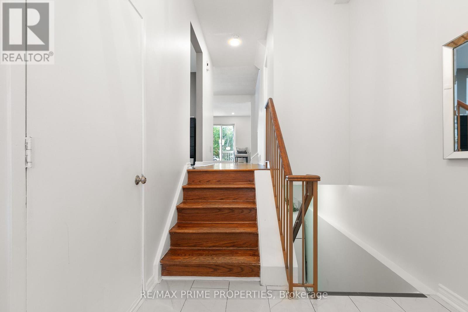 Property at 248 TEMBY PRIVATE image 5