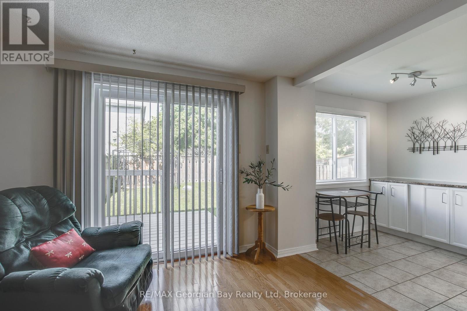 328 Rose Crescent, Midland, Ontario  L4R 5C1 - Photo 5 - S12373609