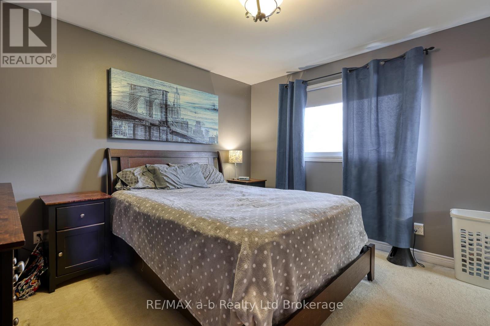 42 John Davies Drive, Woodstock, Ontario  N4T 1N3 - Photo 24 - X12373608
