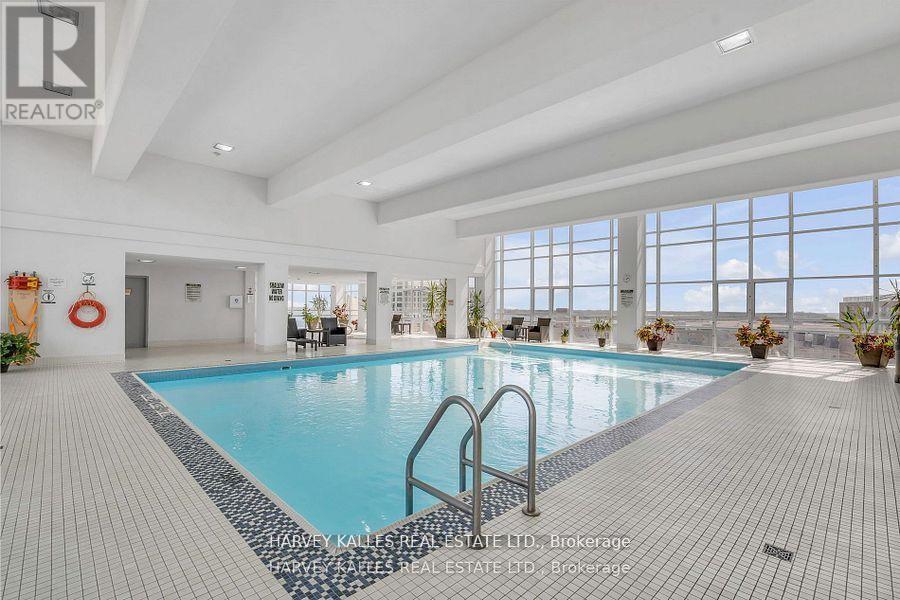 1402 - 21 Grand Magazine Street, Toronto, Ontario  M5V 1B5 - Photo 36 - C12373393