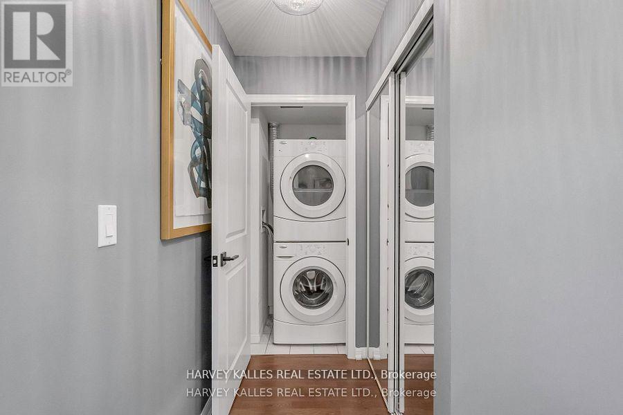 1402 - 21 Grand Magazine Street, Toronto, Ontario  M5V 1B5 - Photo 7 - C12373393