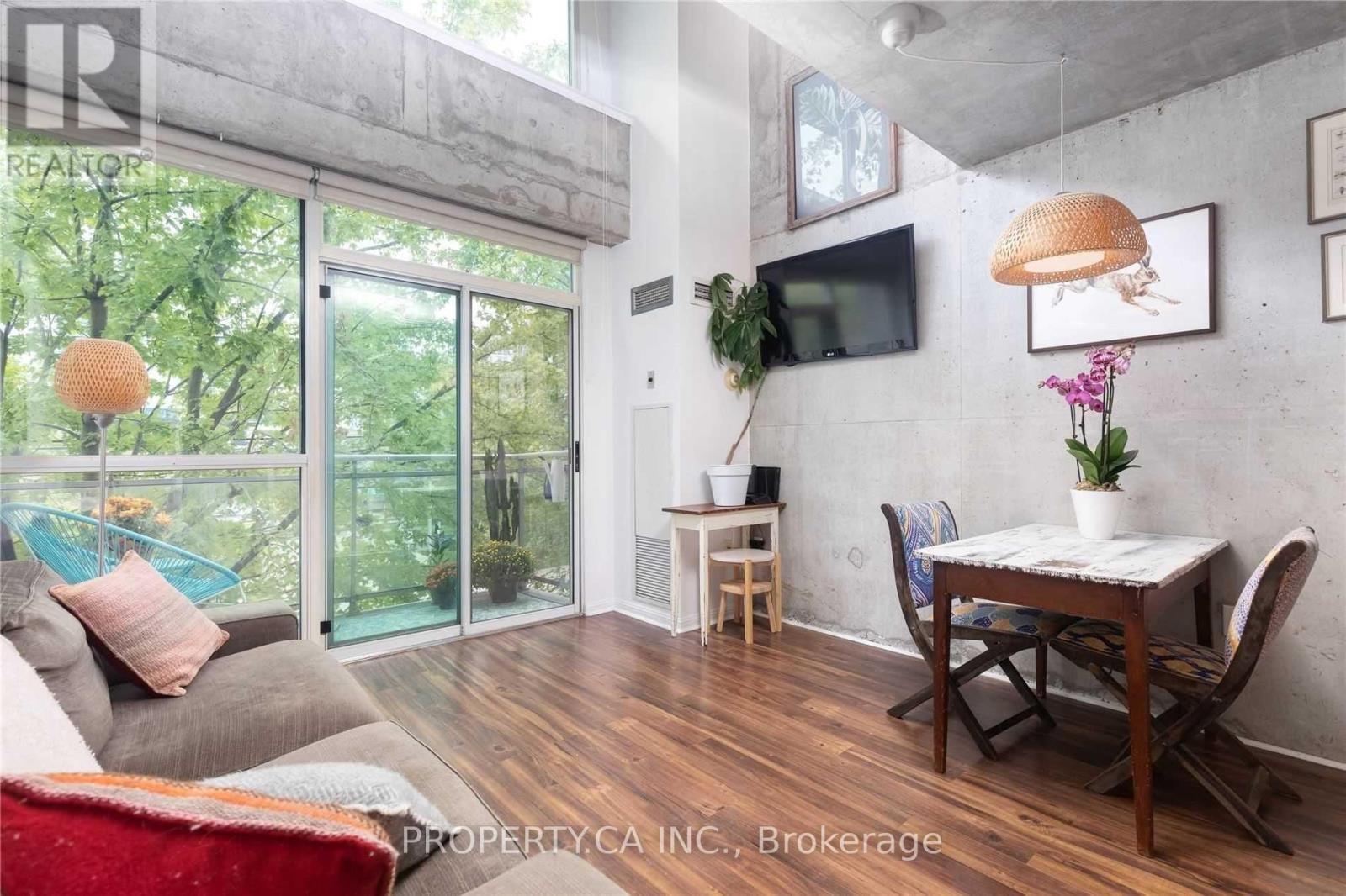 302 - 954 King Street W, Toronto, Ontario  M6K 3L9 - Photo 4 - C12373478