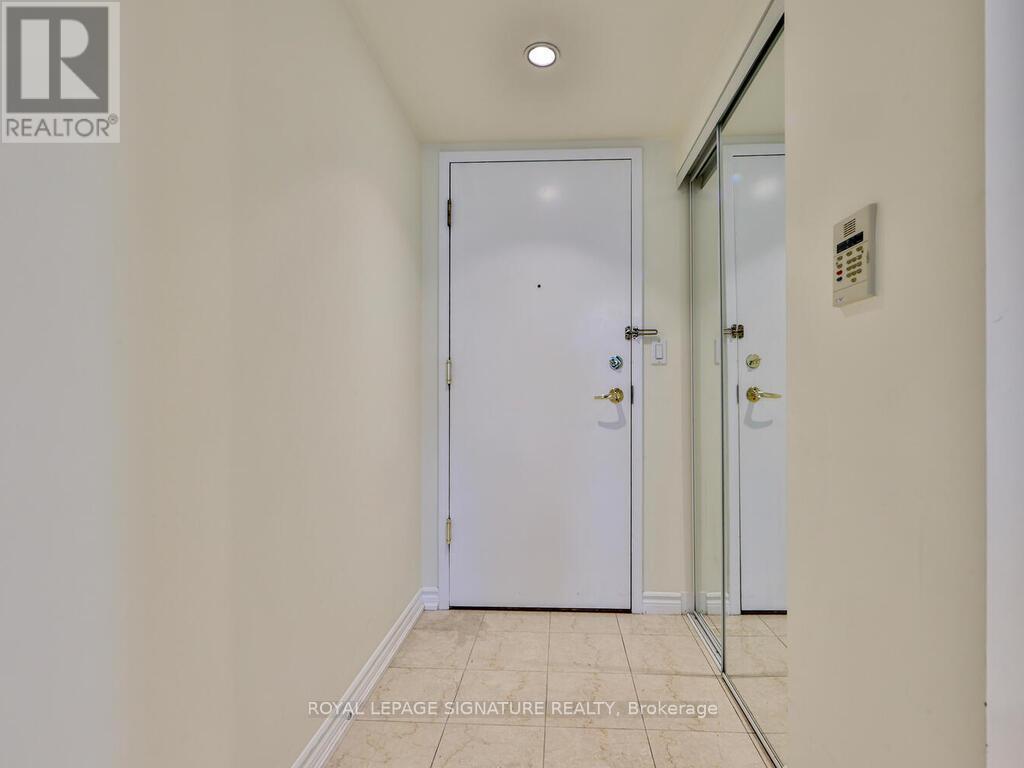 318 - 168 Simcoe Street, Toronto, Ontario  M5H 4C9 - Photo 5 - C12373484