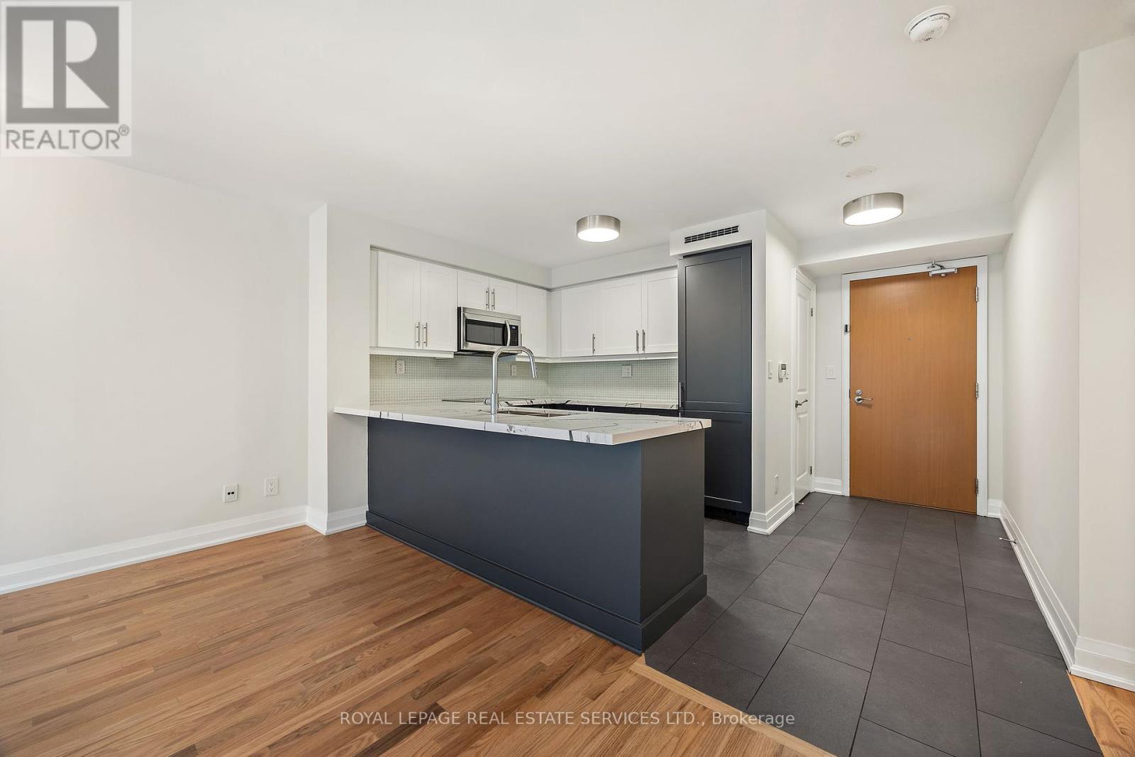 315 - 1 Bedford Road, Toronto, Ontario  M5R 2B5 - Photo 5 - C12373511