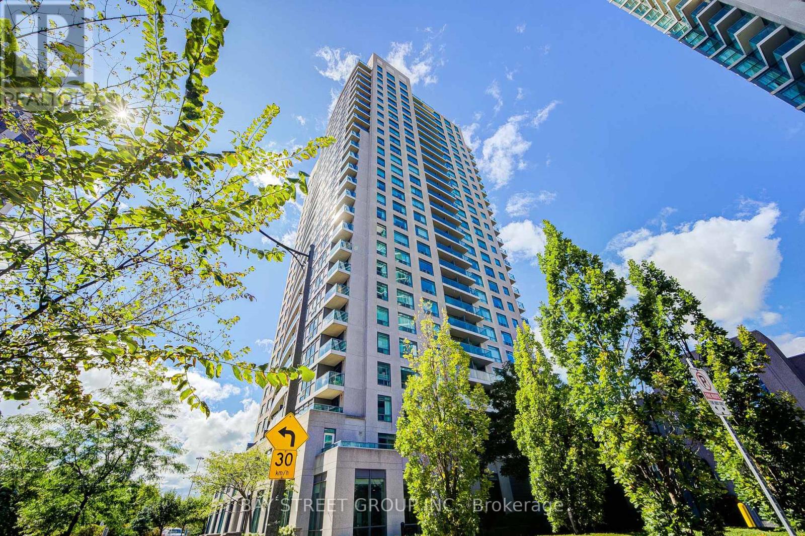 1107 - 30 HARRISON GARDEN BOULEVARD, Toronto, Ontario