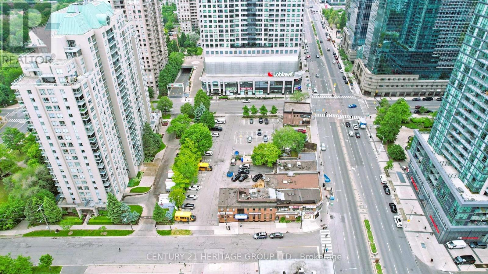 5171 Yonge Street, Toronto, Ontario  M2N 5P5 - Photo 16 - C12373526