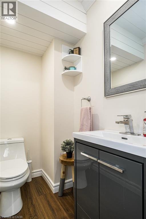 87 East 9th Street, Hamilton, Ontario  L9A 3M9 - Photo 5 - 40764998