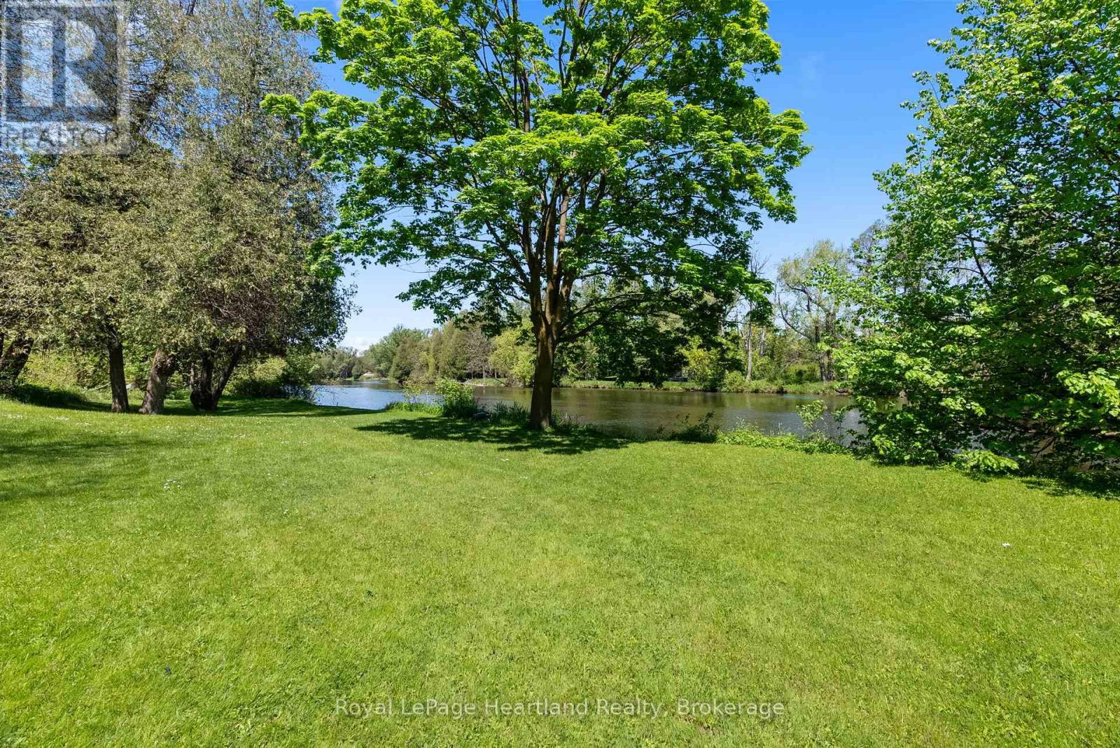 48 Poechman Lane, Brockton, Ontario  N0G 2V0 - Photo 27 - X12373614