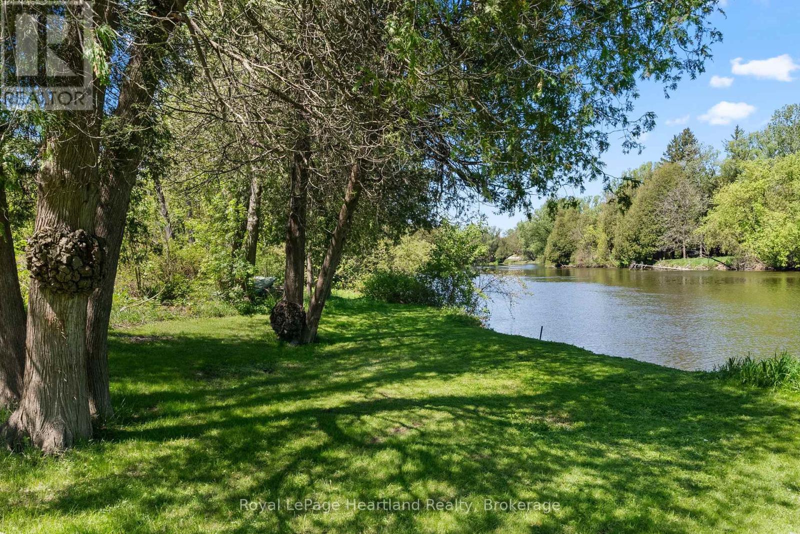 48 Poechman Lane, Brockton, Ontario  N0G 2V0 - Photo 28 - X12373614
