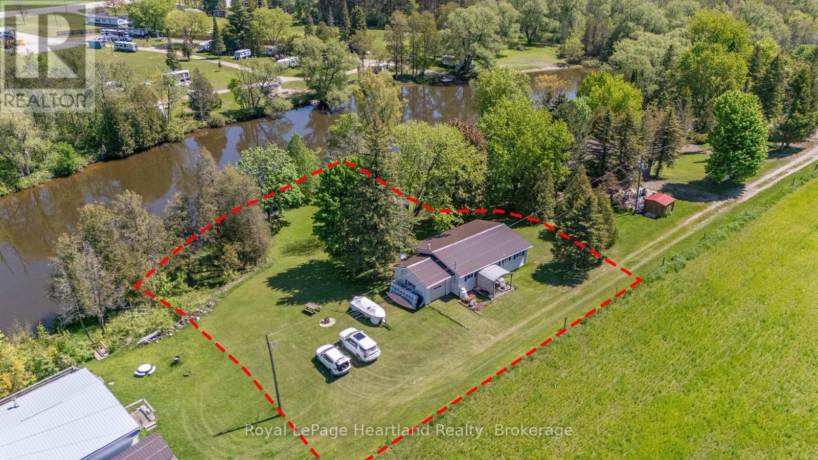 48 Poechman Lane, Brockton, Ontario  N0G 2V0 - Photo 29 - X12373614